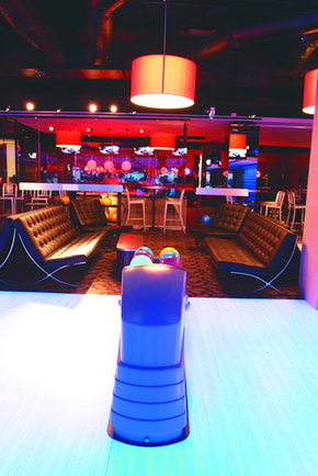 Strike Bowling Bar - Chapel - Attractions Melbourne 3