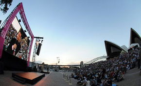 Sydney Opera House - Attractions Melbourne 2
