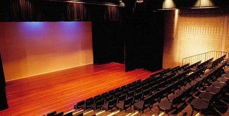 Riverside Theatre - Attractions Melbourne 4