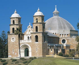 St Francis Xavier Cathedral - Attractions Melbourne 0