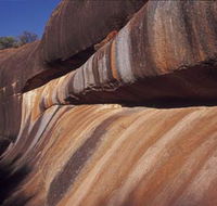 Elachbutting Rock - Attractions Melbourne