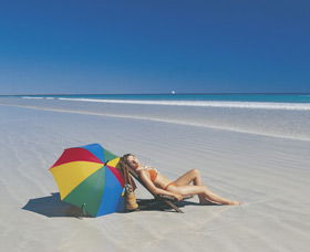 Cable Beach - Attractions Melbourne 0