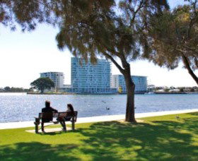 Foreshore Reserve - Attractions Melbourne 0