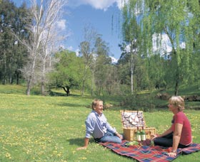Fred Jacoby Park - Attractions Melbourne 0