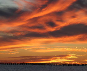One Mile Jetty Top Trail - Attractions Melbourne 0