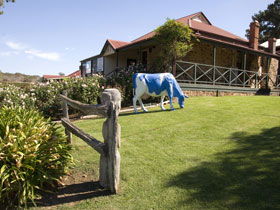 Longview Vineyard - Attractions Melbourne 0