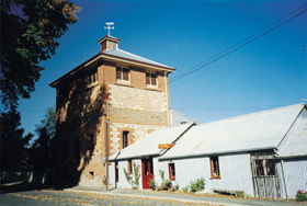 The Oakbank Weaver - Attractions Melbourne 0