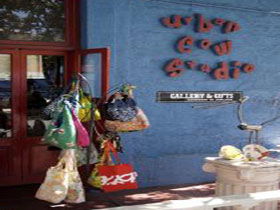 Urban Cow Studio - Attractions Melbourne 0