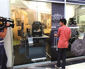 Royal Australian Mint - Attractions Melbourne 0