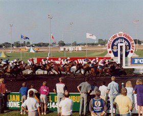 Darwin Turf Club - Attractions Melbourne 0