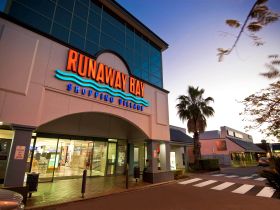 Runaway Bay Shopping Village - Attractions Melbourne 0