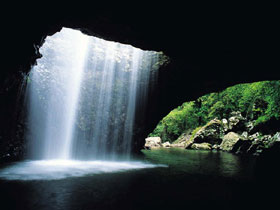 Natural Bridge, Springbrook National Park - Attractions Melbourne 0