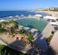 Kings Beach - Beachfront Salt Water Pool - Attractions Melbourne