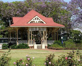 Gympie Memorial Park - Attractions Melbourne 0