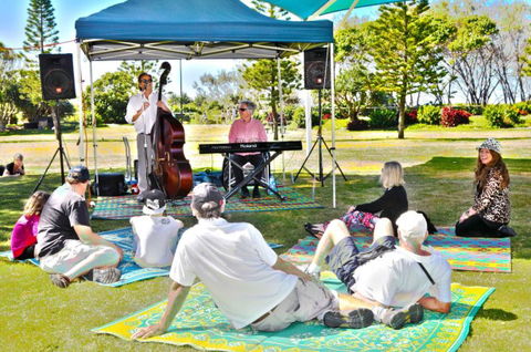 Burleigh Heads Markets - Attractions Melbourne 8