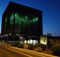 Tree Of Knowledge Memorial - Attractions Melbourne