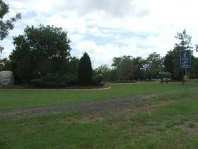 Autumn Park - Attractions Melbourne 0