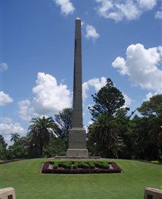 Rockhampton War Memorial - Attractions Melbourne 0