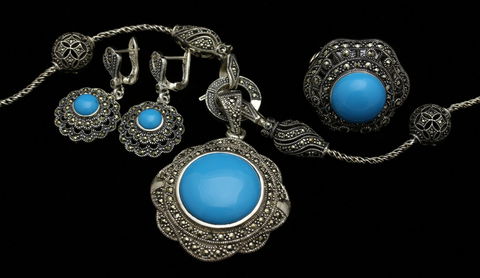 The Maharani Collection - Attractions Melbourne 5