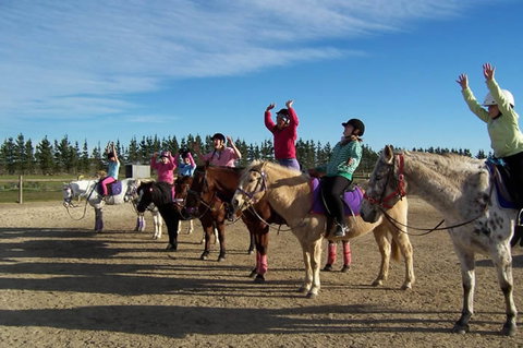 Saddle On Riding School - Attractions Melbourne 3