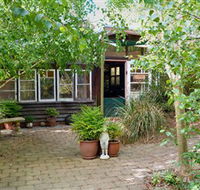 Gumnut Hideaway Gallery - Attractions Melbourne