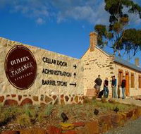 Oliver's Taranga Vineyard - Attractions Melbourne