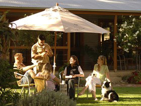 Whistler Wines - Attractions Melbourne 1