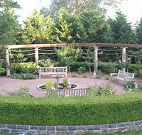 Athol Gardens - Attractions Melbourne