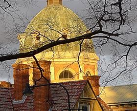 Bathurst Court House - Attractions Melbourne 1