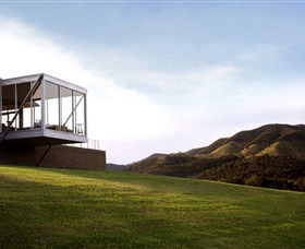 Logan Wines - Attractions Melbourne 0