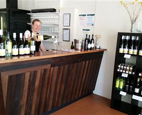 Billy Button Wines - Attractions Melbourne 0