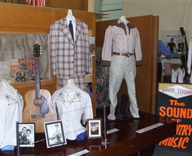 Australian Country Music Hall Of Fame - Attractions Melbourne 3