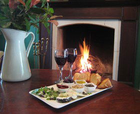Ambermere Inn - EST 1845 - Attractions Melbourne 0