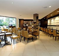 Lindt Chocolate Caf George Street - Attractions Melbourne