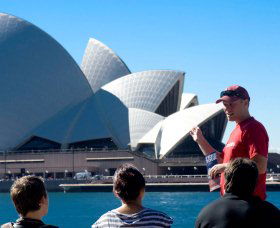 Peek Tours Sydney - Attractions Melbourne 1