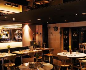 The Governor's Table Bar & Dining - Attractions Melbourne 1