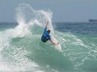 ISurf Newcastle Surf School - Attractions Melbourne 1