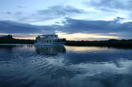 Tamboi Queen Cruises - Attractions Melbourne 1