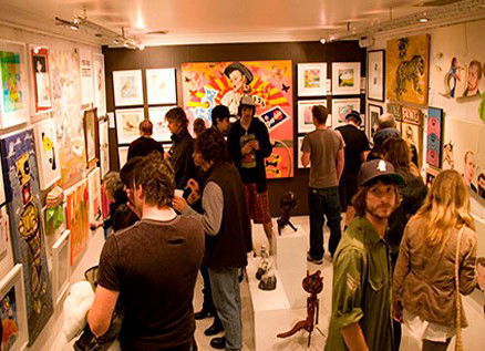 Retrospect Galleries - Attractions Melbourne 0