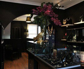 Pierre Winter Fine Jewels - Attractions Melbourne 0