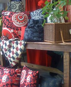 Bevs Remnant House - Attractions Melbourne 0