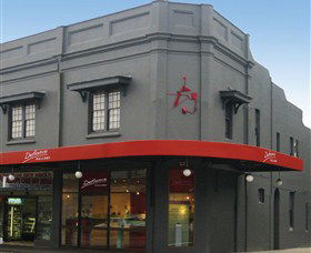 Defiance Gallery - Attractions Melbourne 0