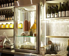 East Coast Lounge - Attractions Melbourne 0