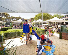 Newport Arms Hotel - Attractions Melbourne 1