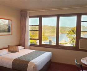Newport Arms Hotel - Attractions Melbourne 3