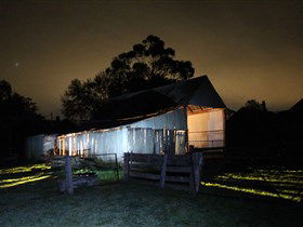 Platform 1 Heritage Farm Railway - Attractions Melbourne 0