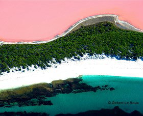 Lake Hillier - Attractions Melbourne 0