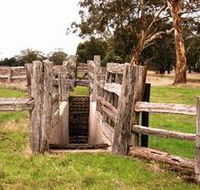 Wiese's Horse Dip - Part of Historic Drive - Attractions Melbourne