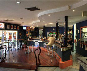 Humpty Doo Tavern - Attractions Melbourne 2