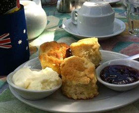 Afternoon Tea At Burnett House - Attractions Melbourne 1